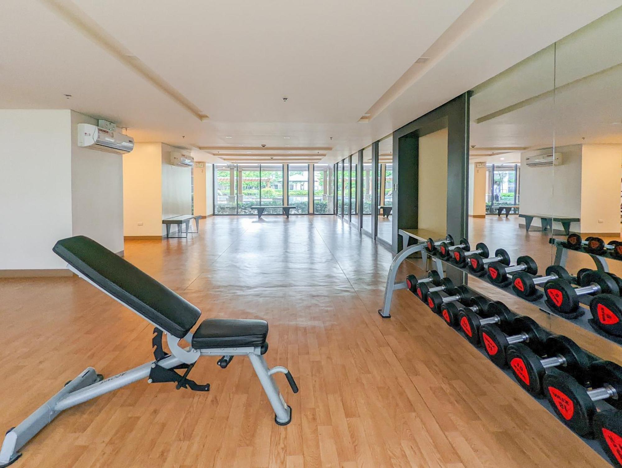 Studio Condo Naia Airport Terminal 3 Newport City Casino Manille Extérieur photo